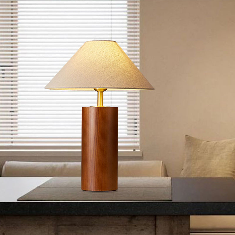 Lampe de table à 1 lumière avec base en bois massif trapézoïdale cylindrique japonaise traditionnelle, cadre en laiton et abat-jour en tissu pour chambre 