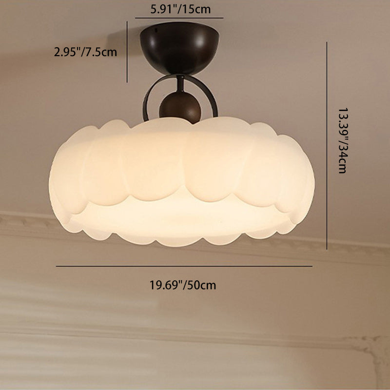 Moderne Mid-Century runde Blütenblattform Eisenrahmen Acrylschirm LED Semi-Flush-Mount-Deckenleuchte für das Wohnzimmer 