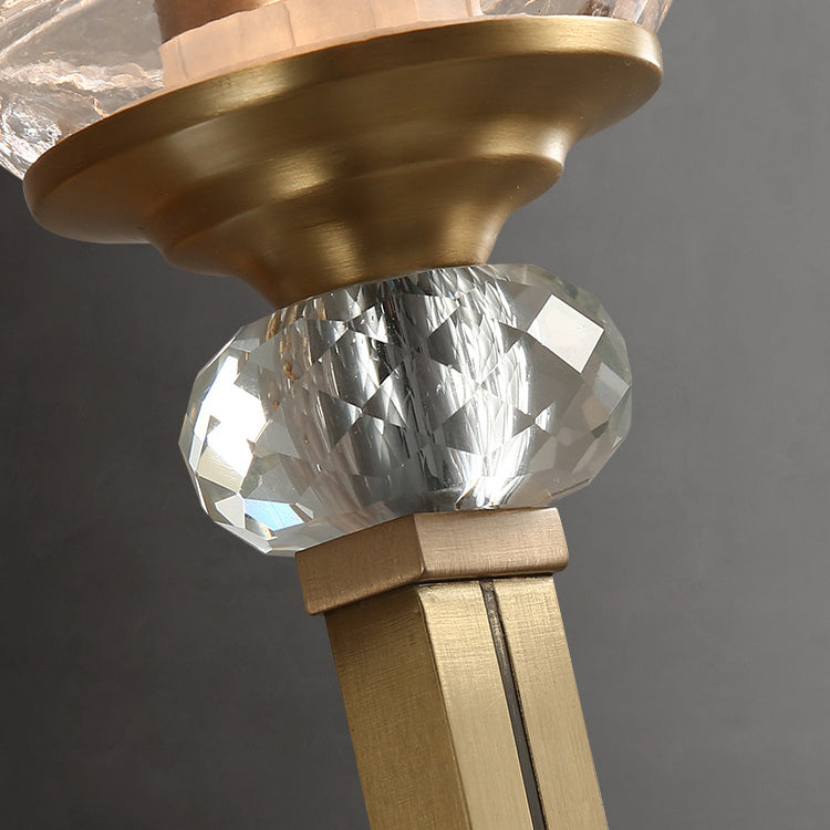 Zeitgenössische nordische Zylinderbecherform Vollmessingrahmen Glasschirm 1-Licht Wandleuchte für Wohnzimmer 