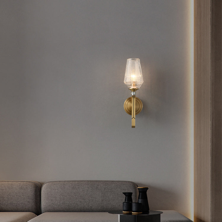 Zeitgenössische nordische Zylinderbecherform Vollmessingrahmen Glasschirm 1-Licht Wandleuchte für Wohnzimmer 