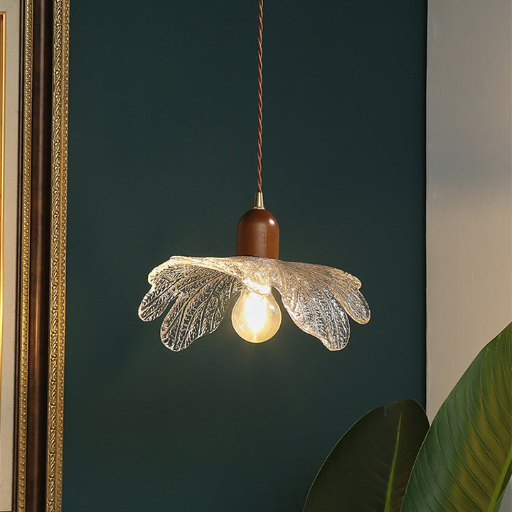Lustre suspendu traditionnel vintage en laiton floral avec abat-jour en verre et bois à 1 lumière pour salon 