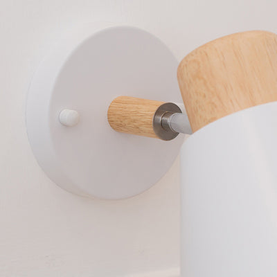 Moderne minimalistische runde Hornform Holz Eisen 1-Licht Wandleuchte für Schlafzimmer 