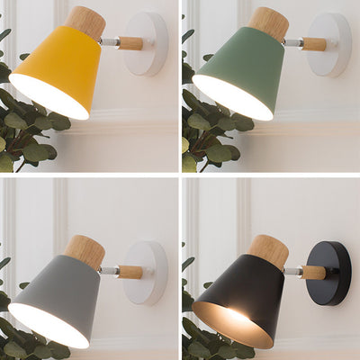 Moderne minimalistische runde Hornform Holz Eisen 1-Licht Wandleuchte für Schlafzimmer 