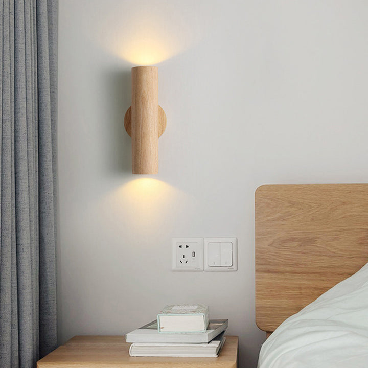 Applique murale LED en bois de caoutchouc à grain de bois cylindrique minimaliste moderne pour chambre 