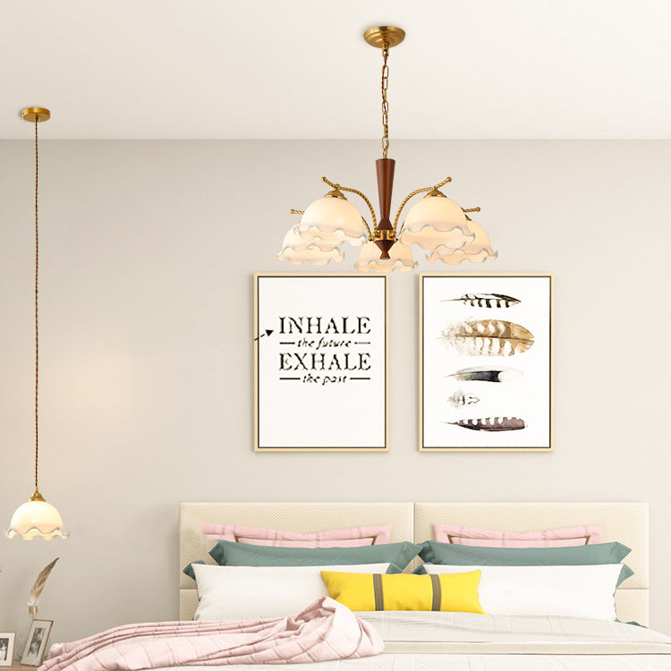 Lámpara de araña de 3/5 luces de rama tradicional francesa con pantalla de vidrio de flores de madera y cobre completo para sala de estar 