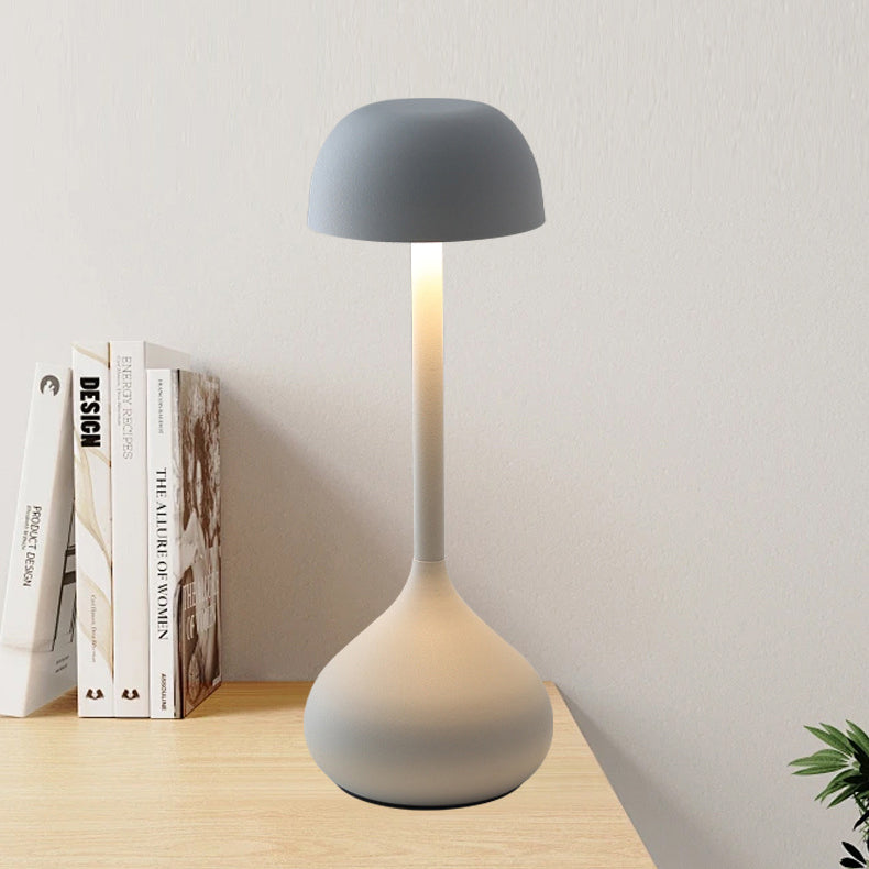 مصباح طاولة LED أسطواني من الألمنيوم بتصميم نوردي معاصر لغرفة المعيشة 
