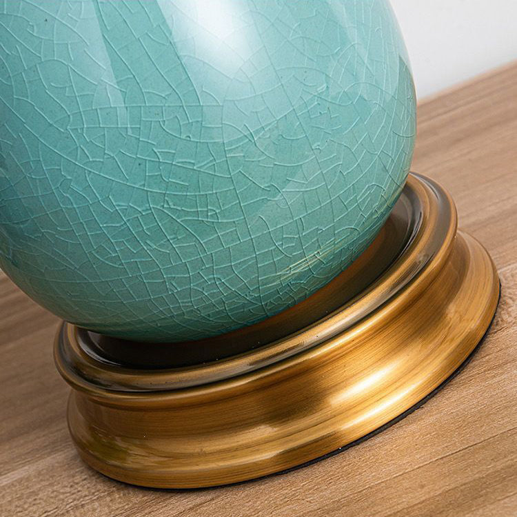 Lámpara de mesa de 1 luz con base de cerámica en forma de lágrima y pantalla de vidrio en forma de cúpula media redonda de encaje europeo tradicional para dormitorio 