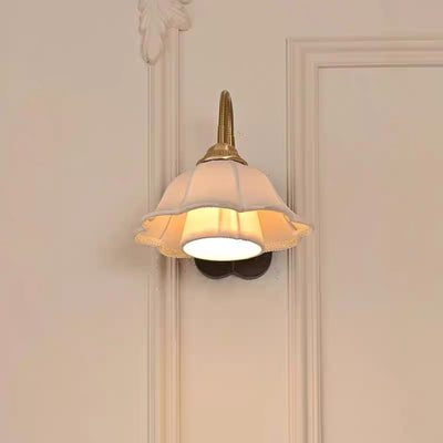 Applique murale traditionnelle française en fer, en forme de pétale de cendre, à 1 lumière pour chambre 