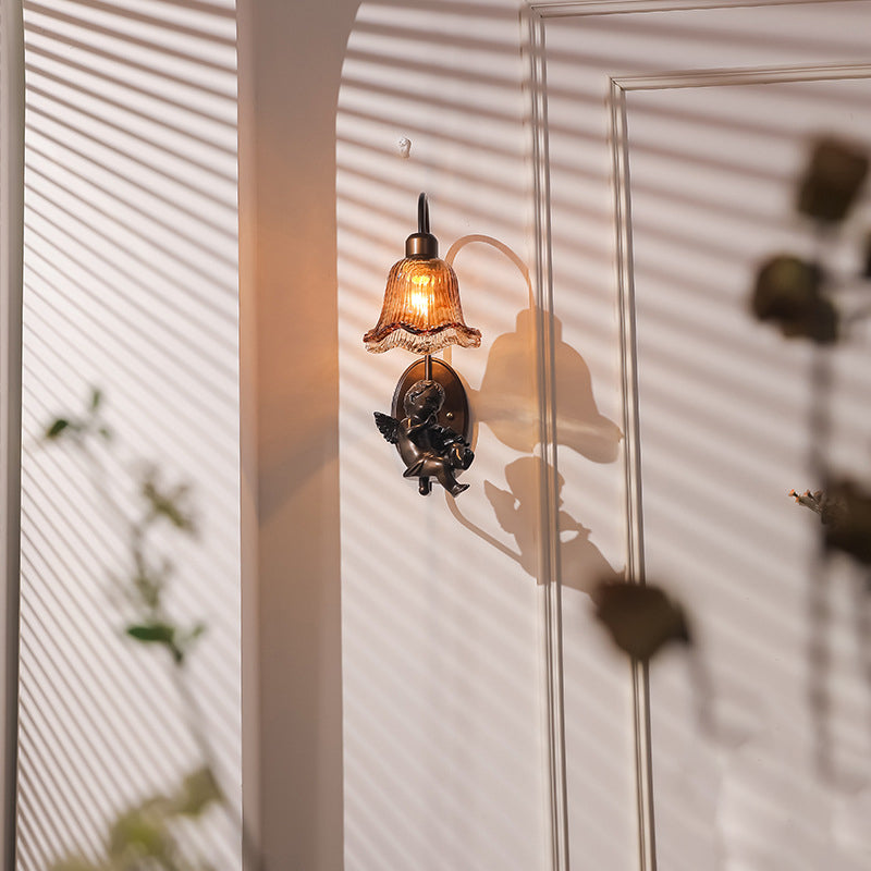 Traditional French Iron Resin Glass Petal-Shaped 1-Light Wall Sconce Lamp For Hallway Or Bedroom
