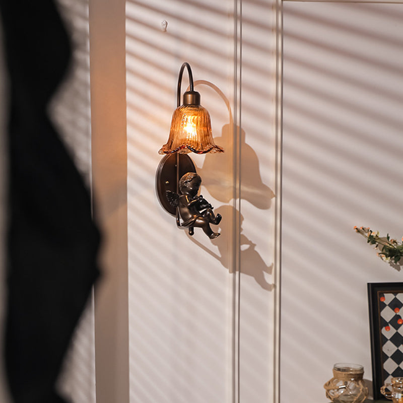 Traditional French Iron Resin Glass Petal-Shaped 1-Light Wall Sconce Lamp For Hallway Or Bedroom