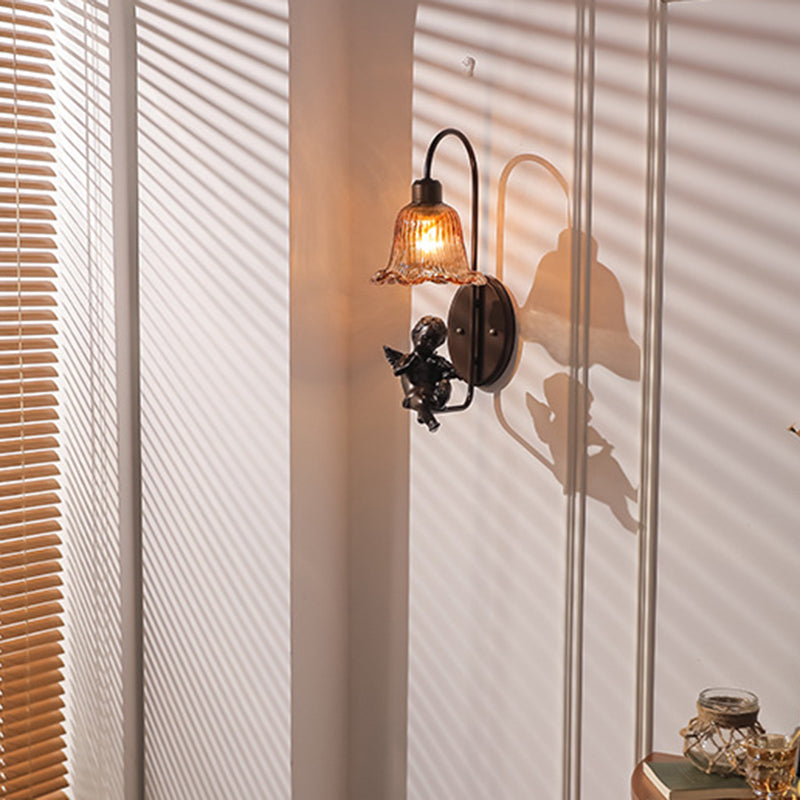 Traditional French Iron Resin Glass Petal-Shaped 1-Light Wall Sconce Lamp For Hallway Or Bedroom