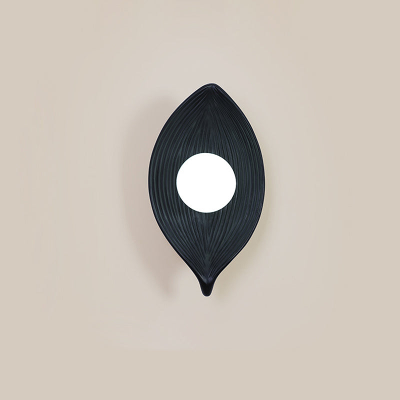 Traditional Japanese Resin Rotomolding Leaf-Shaped 1-Light Wall Sconce Lamp For Bedroom Or Hallway