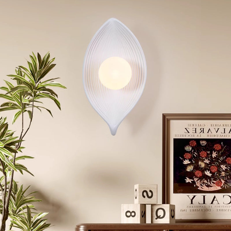Traditional Japanese Resin Rotomolding Leaf-Shaped 1-Light Wall Sconce Lamp For Bedroom Or Hallway