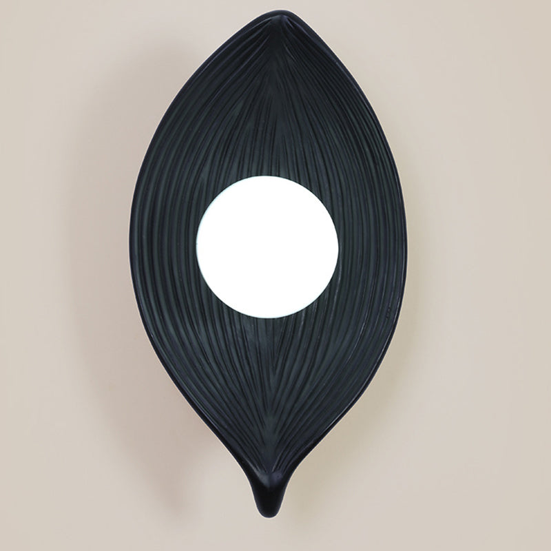 Traditional Japanese Resin Rotomolding Leaf-Shaped 1-Light Wall Sconce Lamp For Bedroom Or Hallway