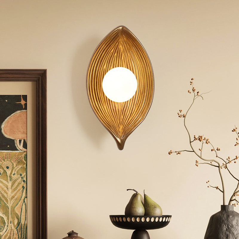 Traditional Japanese Resin Rotomolding Leaf-Shaped 1-Light Wall Sconce Lamp For Bedroom Or Hallway