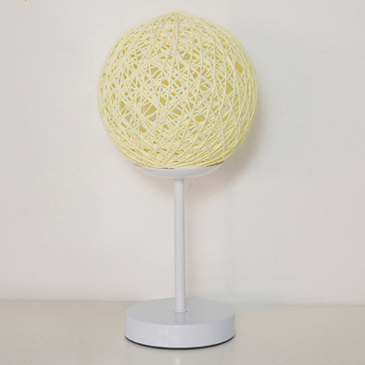 Moderne Art Deco Mond Eisen Rattan LED Tisch Lampe Für Schlafzimmer 