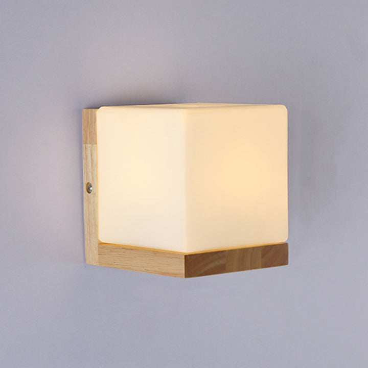 Applique murale contemporaine scandinave rectangulaire en bois et verre à 1 lumière pour salon 