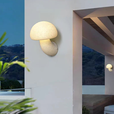 Applique murale LED en résine créative contemporaine en forme de champignon pour extérieur 