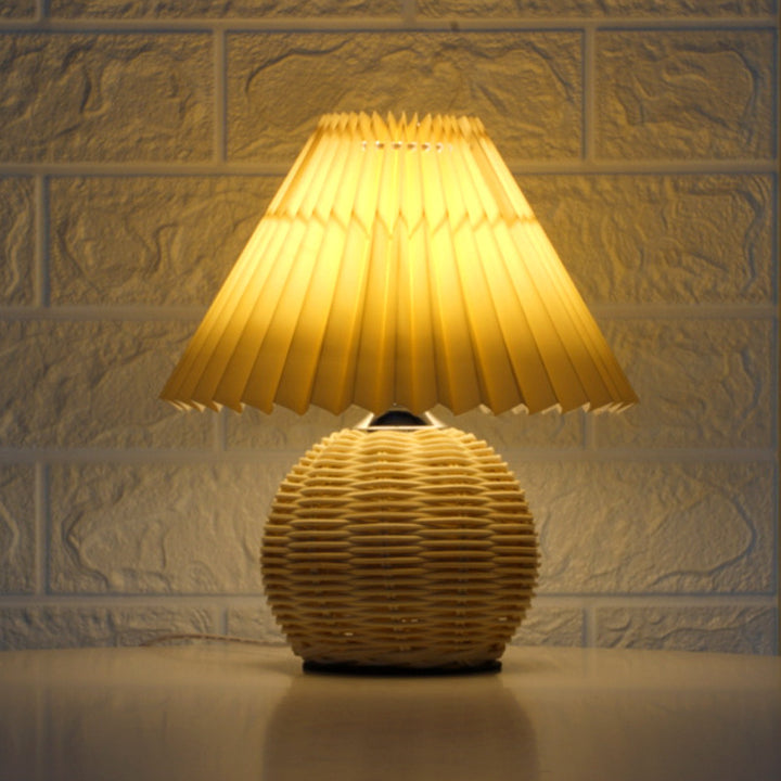Lampe de table LED en tissu rotin plastique cône scandinave contemporain pour salon 