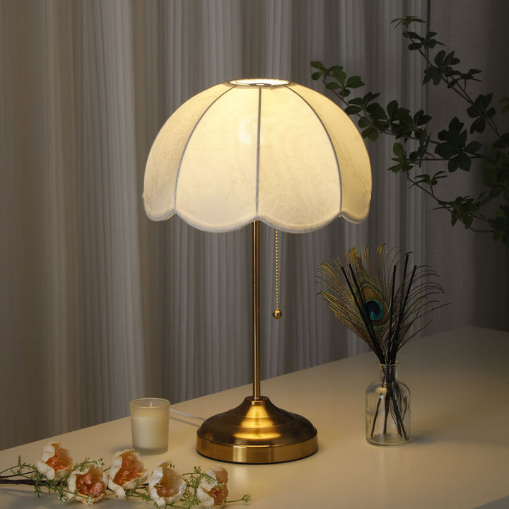 Lámpara de mesa de 1 luz de hierro con cúpula de tela vintage tradicional para sala de estar 