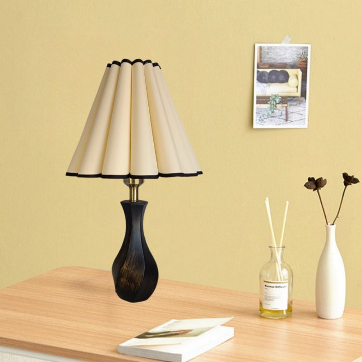 Lampe de table 1 lumière en bois et tissu vintage traditionnel pour salon 