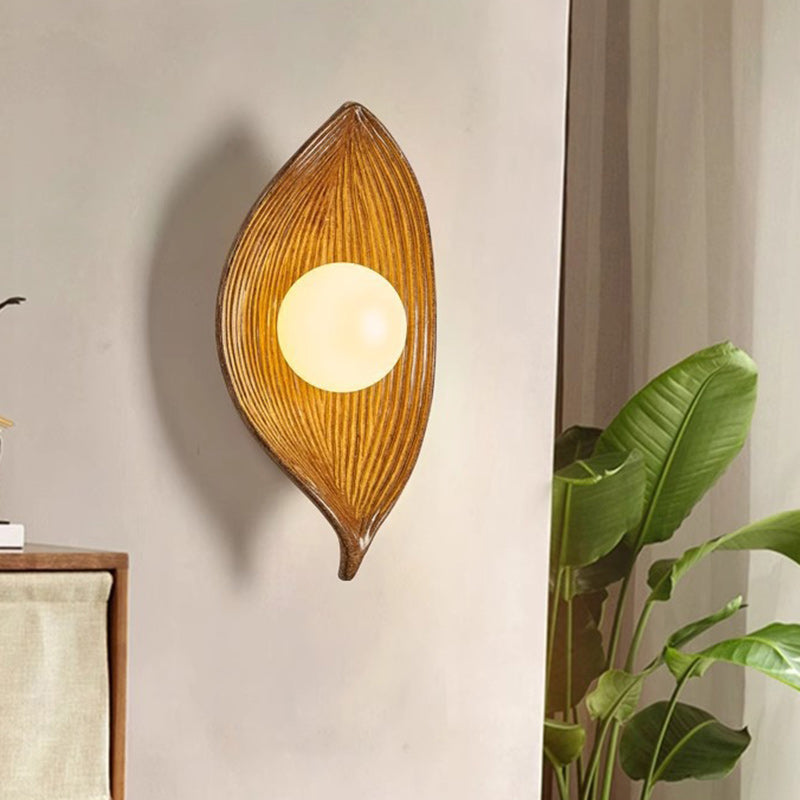 Applique murale contemporaine en résine plastique Nordic Leaf à 1 lumière pour salon 