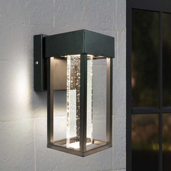 Moderne minimalistische rechteckige Aluminiumglas-LED-Wandleuchterlampe für den Garten 