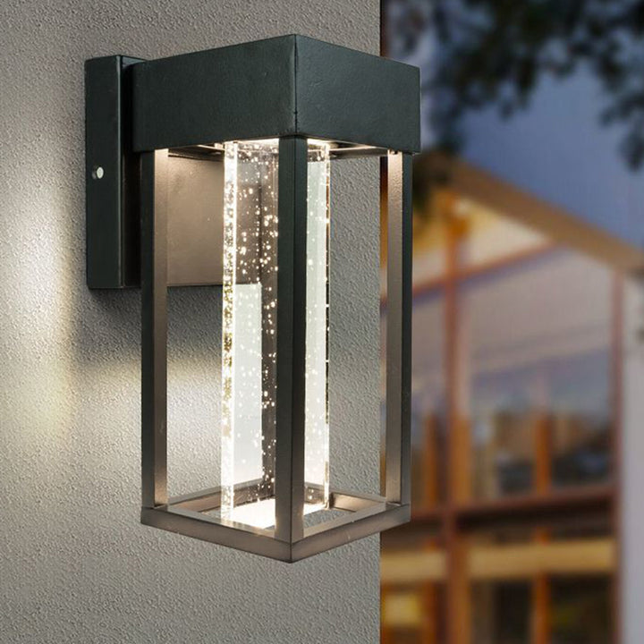 Moderne minimalistische rechteckige Aluminiumglas-LED-Wandleuchterlampe für den Garten 