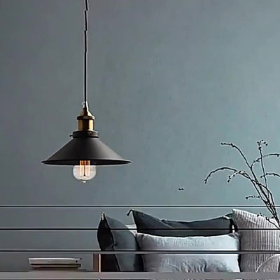 Zeitgenössische industrielle kuppelförmige Pendelleuchte aus Eisen mit 1 Licht für Esszimmer 