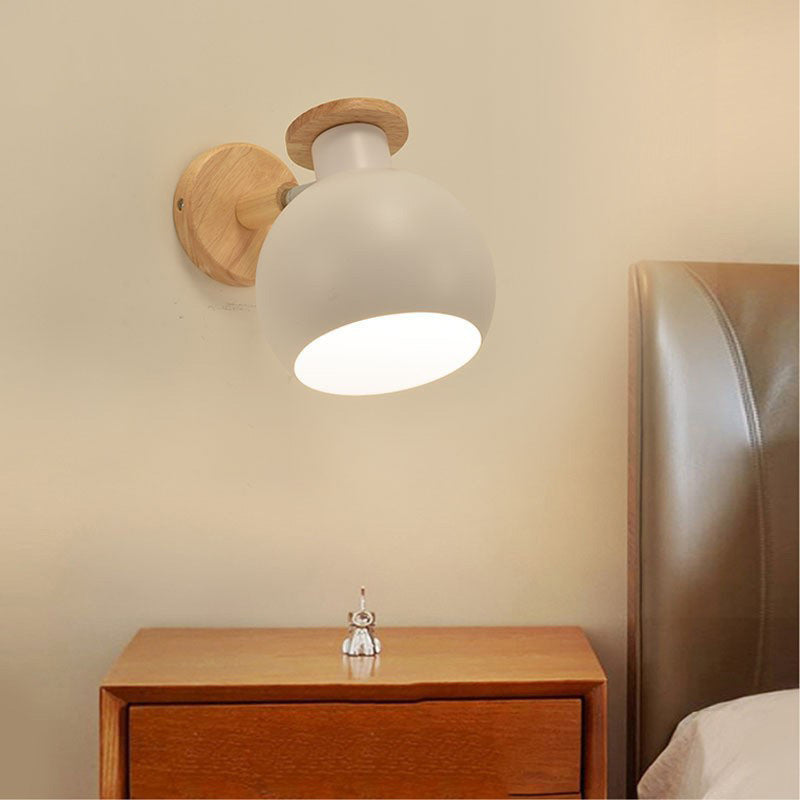 Zeitgenössische kreative runde Holz-Eisen-Wandleuchte mit 1 Licht für das Wohnzimmer 