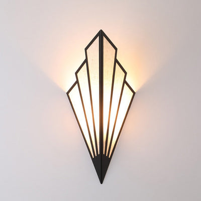 Applique murale LED en fer triangulaire nordique moderne pour salon 