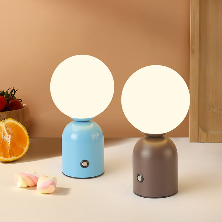 Lampe de table LED en acrylique et fer globe scandinave contemporain pour salon 