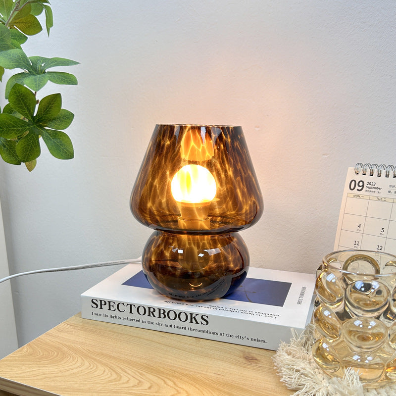 Zeitgenössische kreative ovale Glas-Tischlampe mit 1 Licht für das Wohnzimmer 