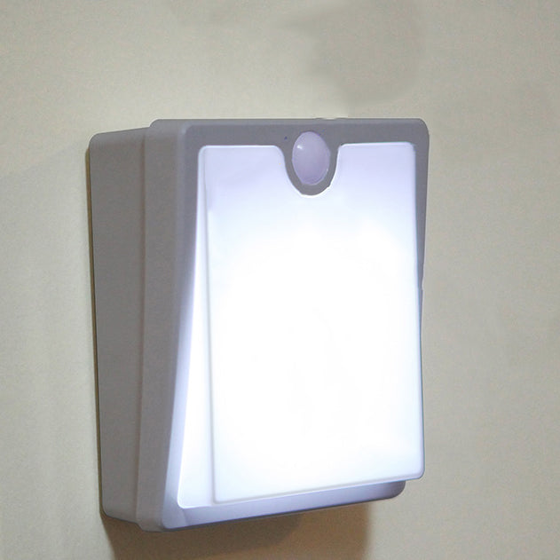 Moderne minimalistische quadratische LED-Tischlampe aus Kunststoff für das Wohnzimmer 