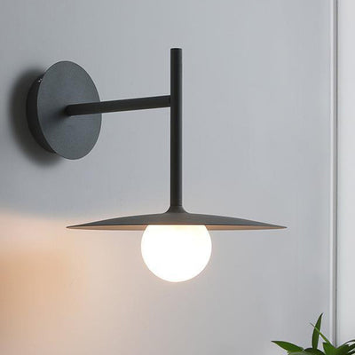 Zeitgenössische nordische runde Eisen-Glas-Wandleuchte mit 1 Licht für das Wohnzimmer 
