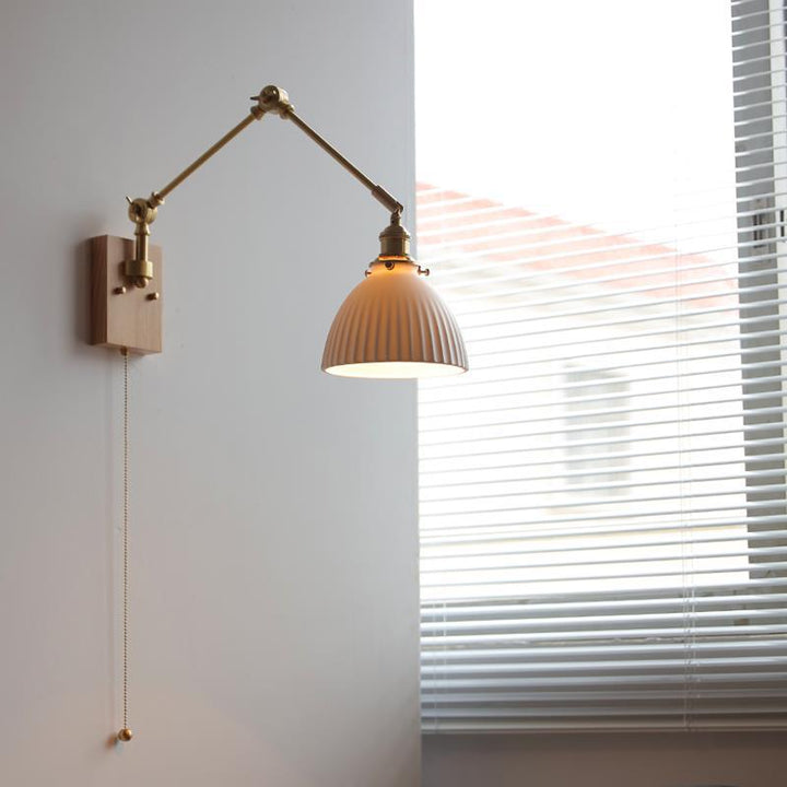 Traditionelle japanische runde Holz-Kupfer-Keramik 1-Licht-Wandleuchte für das Wohnzimmer 