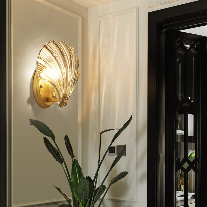 Applique murale contemporaine en cuivre et verre à 1 lumière pour salon 