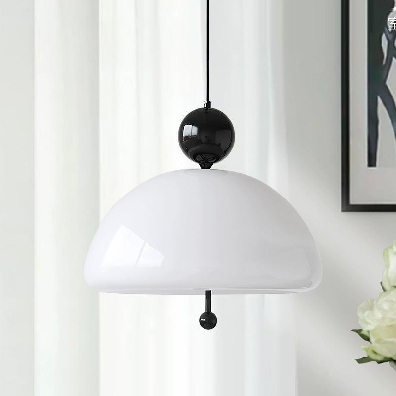 Zeitgenössische kreative runde Eisen-Glas 3-Licht-Pendelleuchte für das Wohnzimmer 