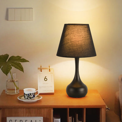 Zeitgenössische nordische Trommel Eisen Stoff 1-Licht Tischlampe für das Wohnzimmer 
