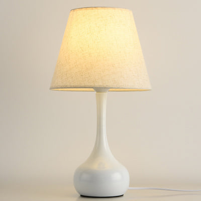 Zeitgenössische nordische Trommel Eisen Stoff 1-Licht Tischlampe für das Wohnzimmer 