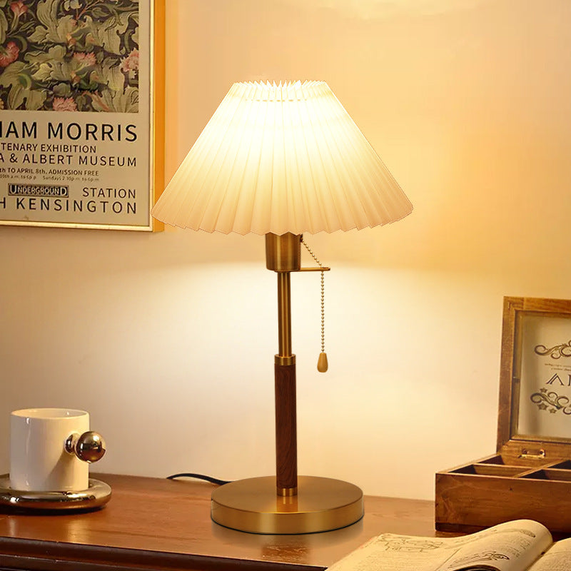 Traditionelle Vintage-Trommel-Eisenstoff 1-Licht-Tischlampe für Wohnzimmer 