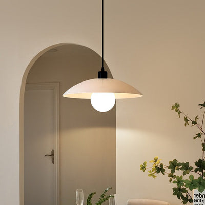 Suspension lumineuse contemporaine en fer rond industriel avec verre à 1 lumière pour salon 