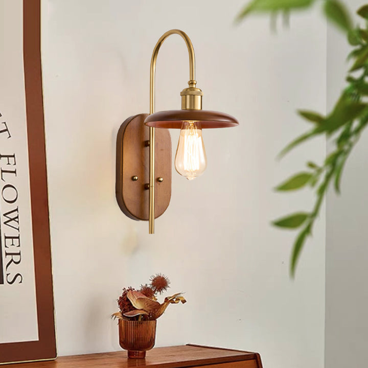 Zeitgenössische nordische runde Eisen-Holz 1-Licht Wandleuchte für das Wohnzimmer 
