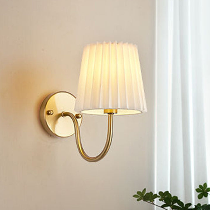 Traditional French Drum Iron Fabric Glass 1-Light Wall Sconce Lamp For Living Room
