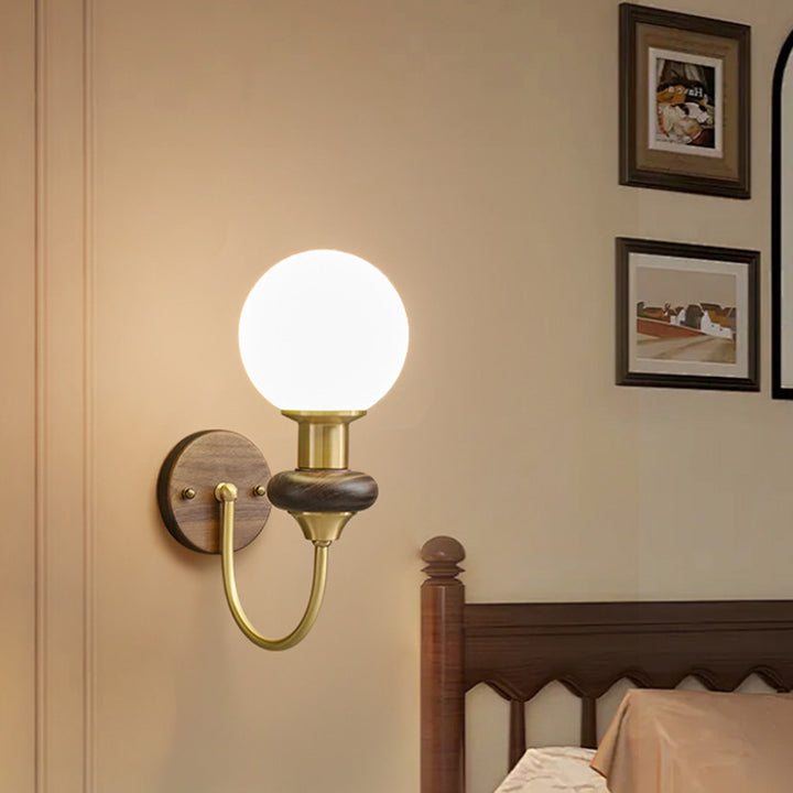 Lámpara de Aplique de Pared de 1 Luz de Globo de Cobre y Madera con Vidrio Tradicional Francesa Para Sala de Estar 