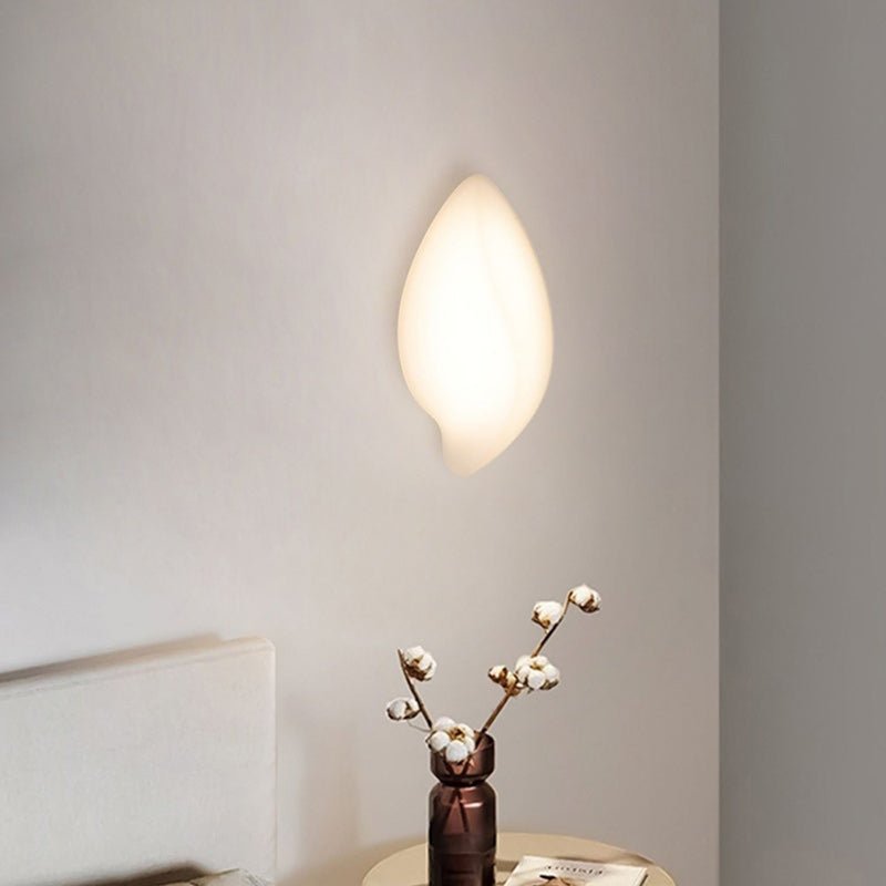 Applique murale LED ovale contemporaine en fer et plastique pour salon 