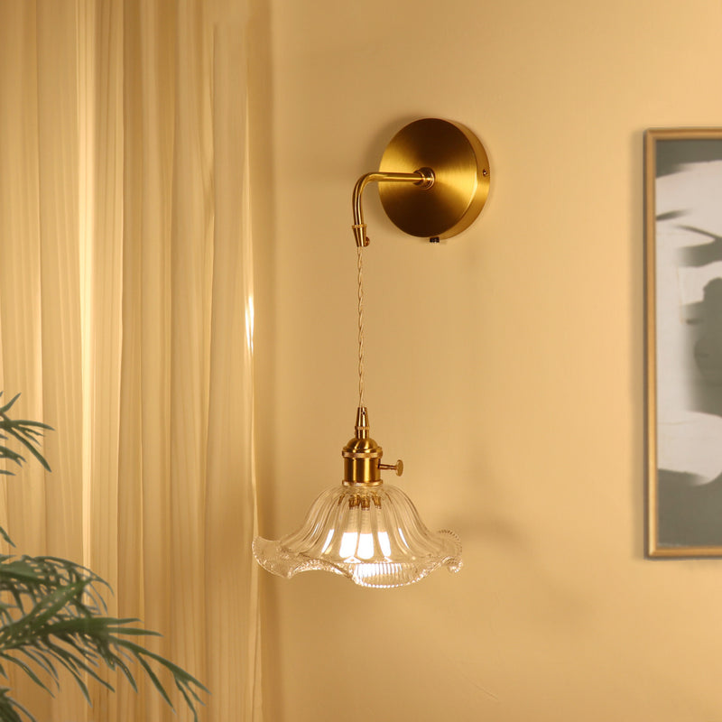 Traditionelle französische Blumen-Kupferglas 1-Licht Wandleuchte für Wohnzimmer 