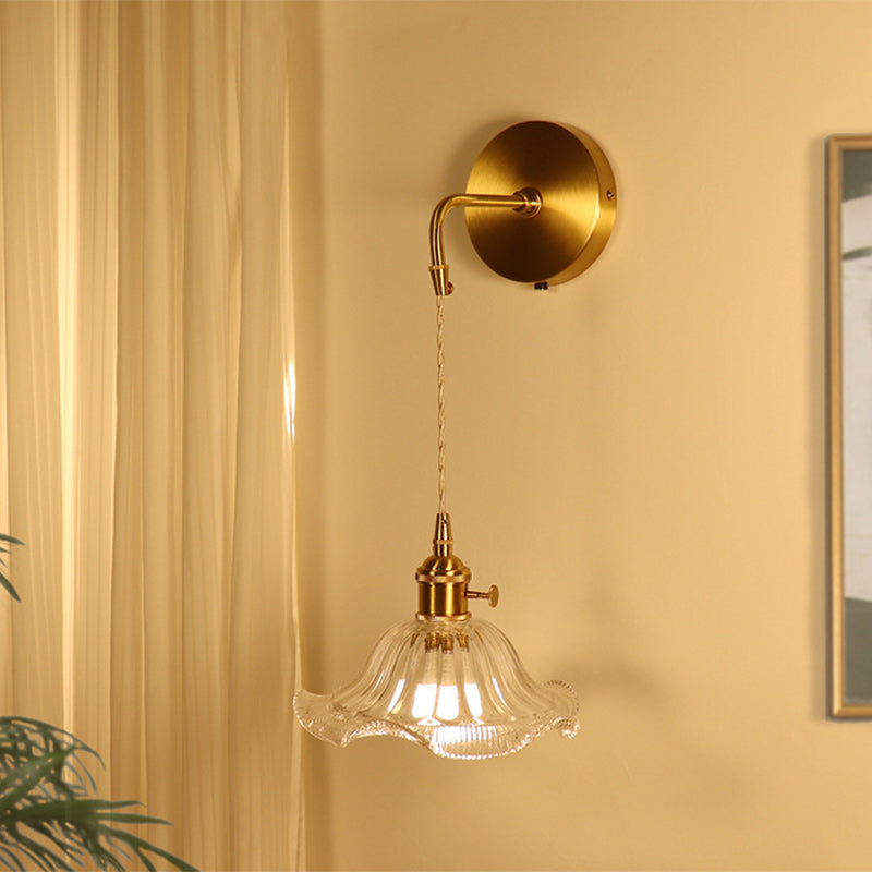 Traditionelle französische Blumen-Kupferglas 1-Licht Wandleuchte für Wohnzimmer 