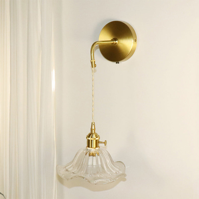 Traditionelle französische Blumen-Kupferglas 1-Licht Wandleuchte für Wohnzimmer 
