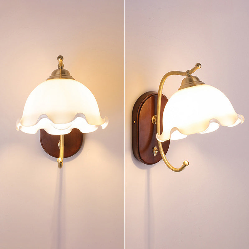 Traditionelle französische Kuppel Holz Kupfer Glas 1-Licht Wandleuchte für Wohnzimmer 
